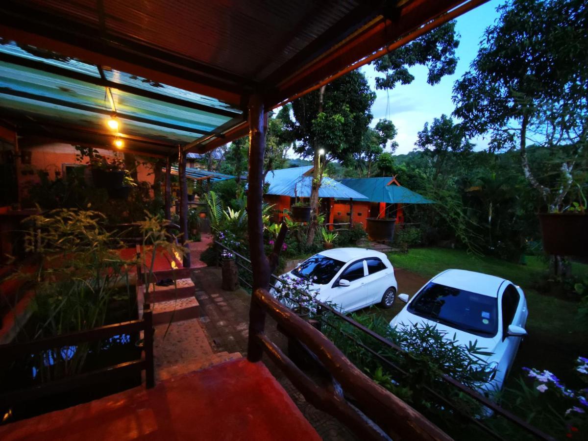 บ้านดินโฮมสเตย์ ปางอุ๋ง Ban Huai Makhuea Som Eksteriør bilde